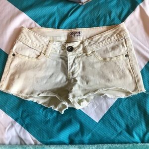 MUDD shorts